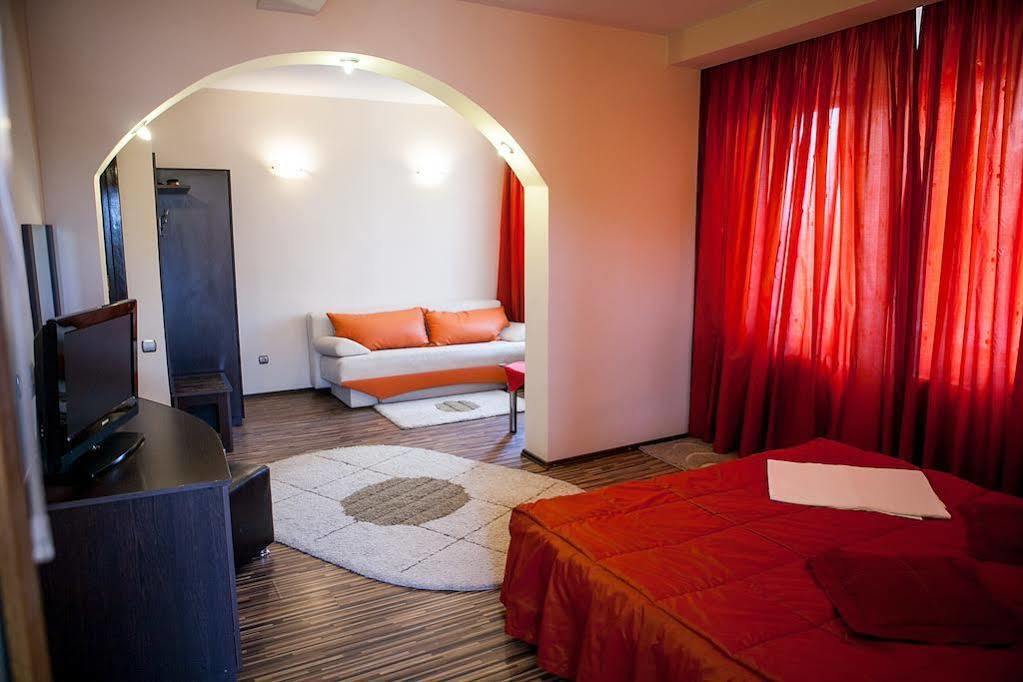 Hotel Ioana Констанца Екстер'єр фото
