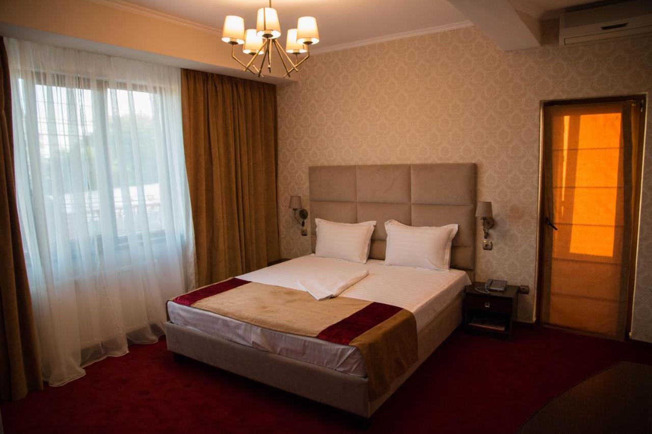 Hotel Ioana Констанца Екстер'єр фото